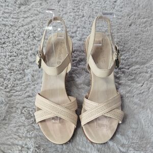 Timberland Earthkeepers Maeslin Ankle Strap Wedge Sandals off white color size 7